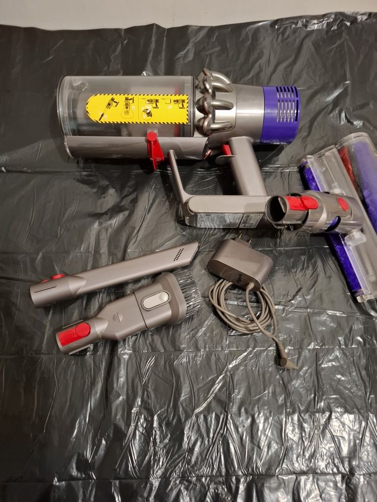 Пилосос Dyson V10