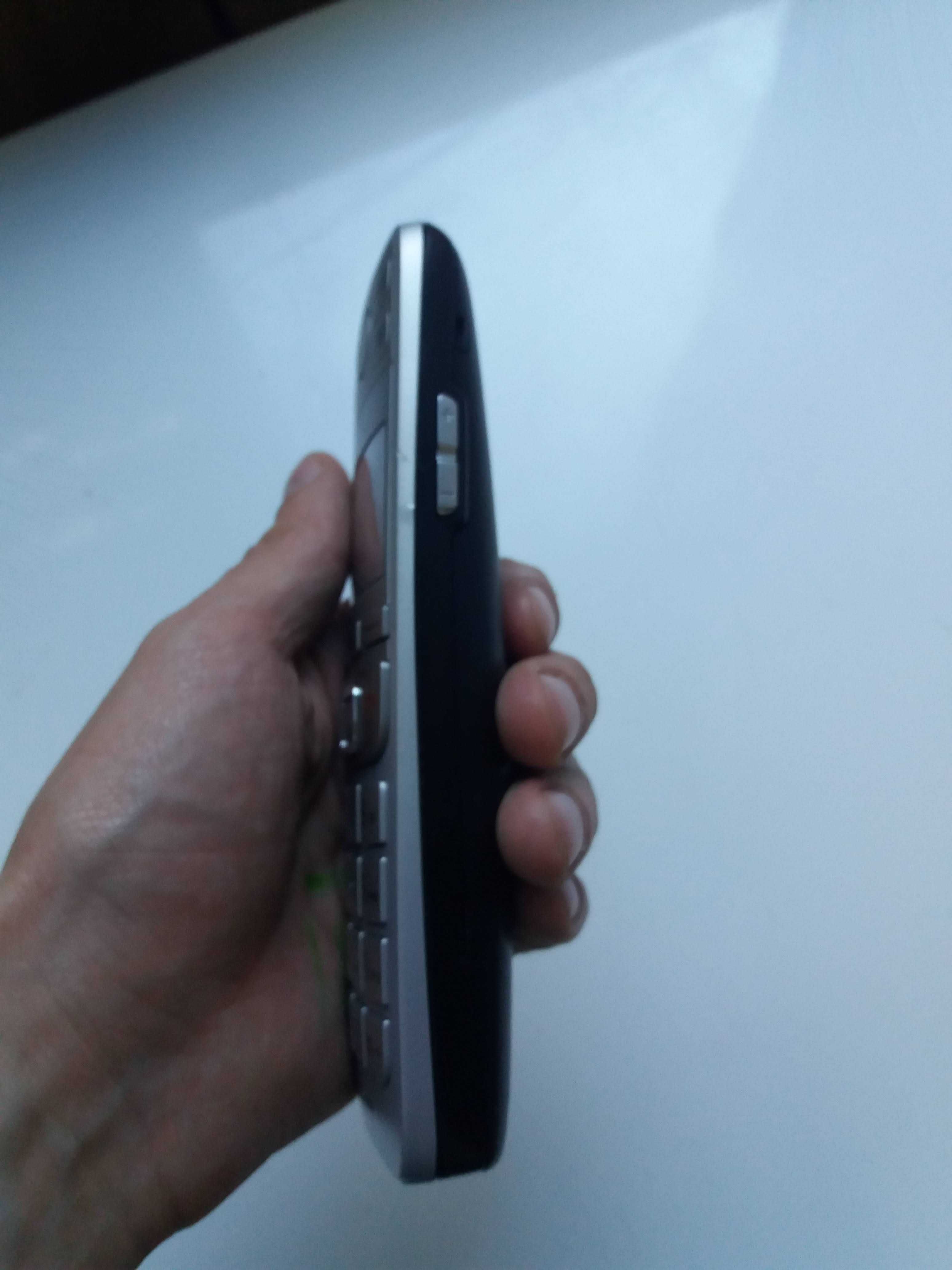 Радіотелефон Gigaset E500