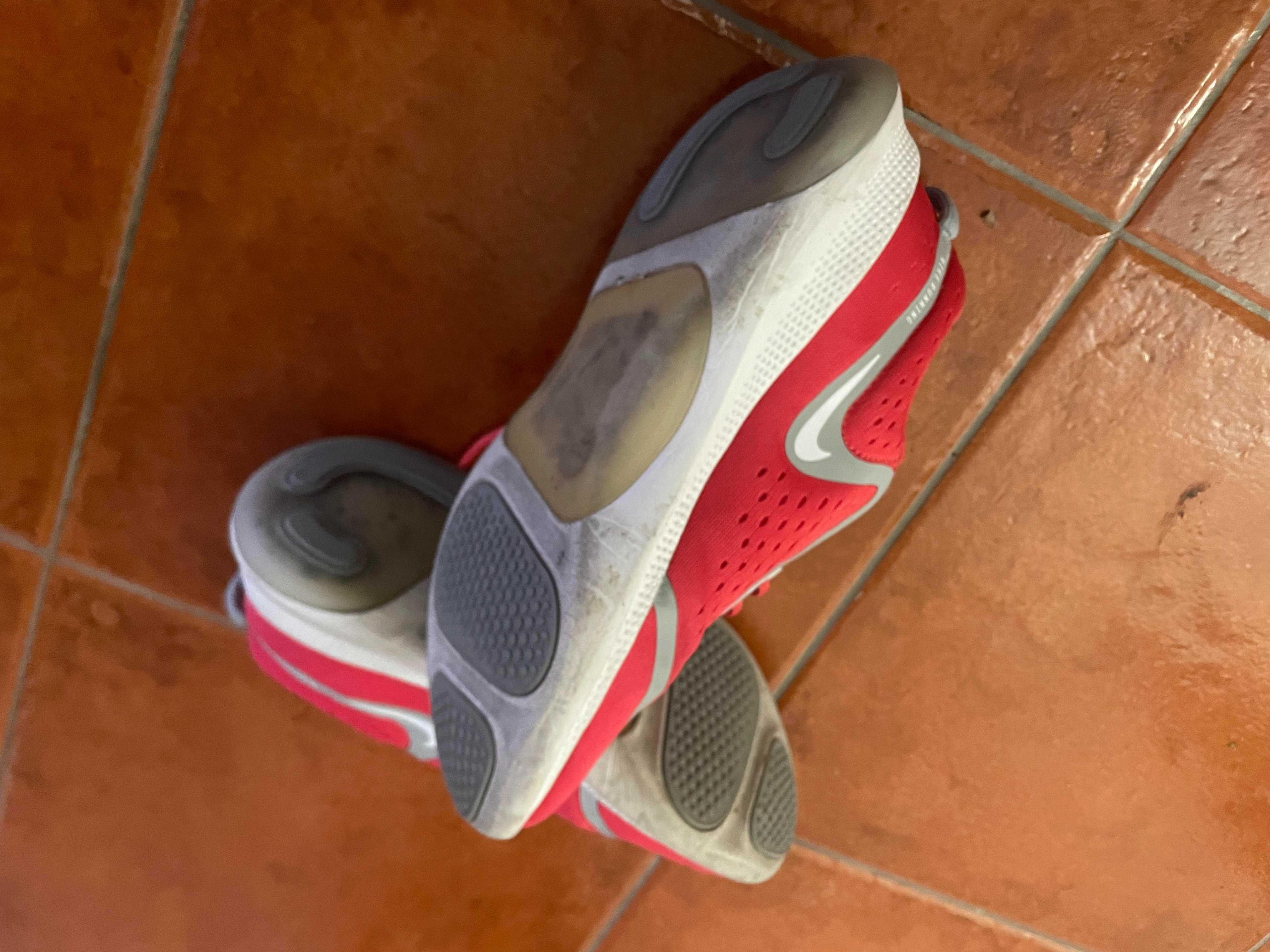 Sapatilhas Nike Joyride 40,5