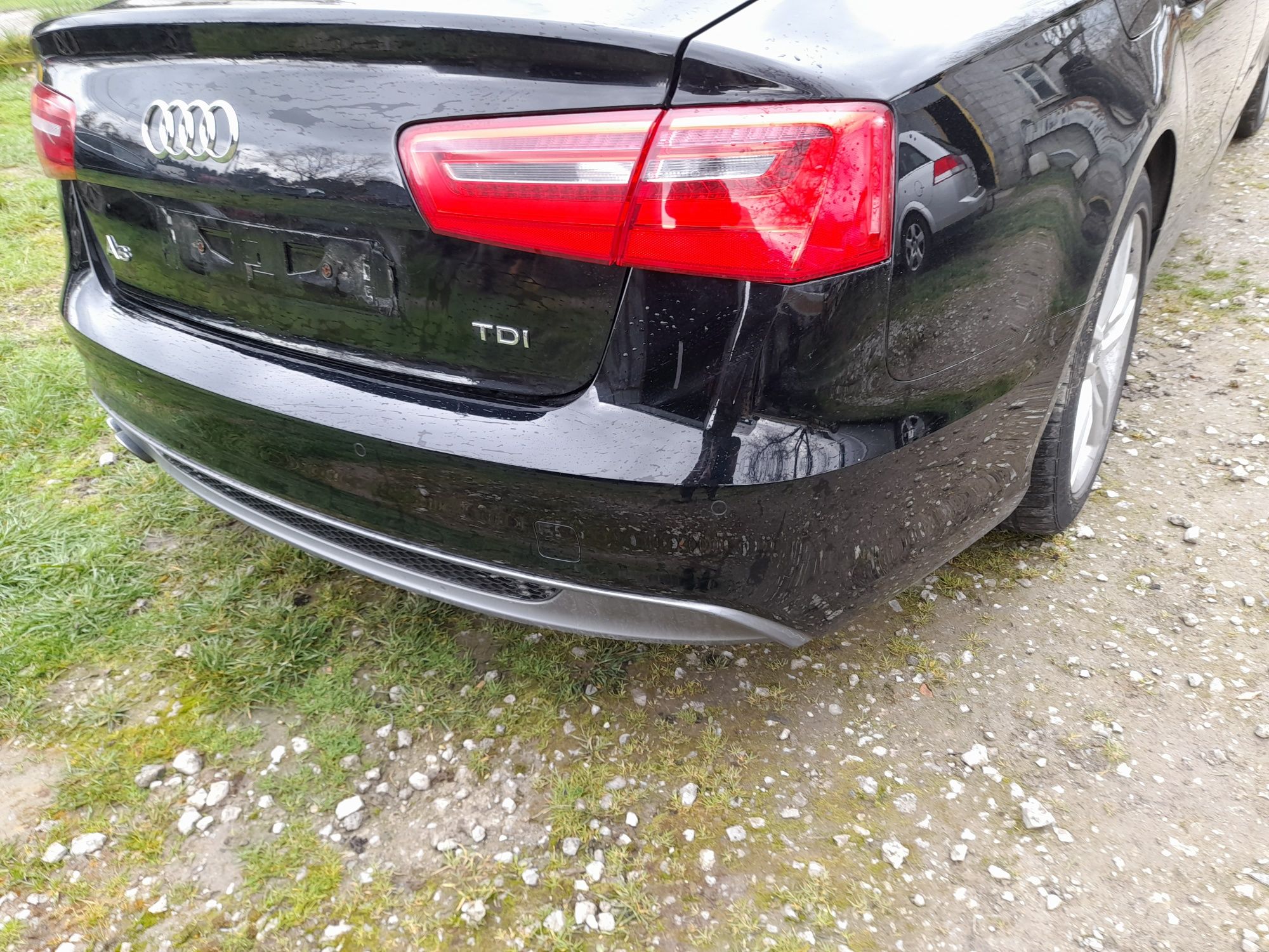 Audi a6c7 s line sedan zderzak tył kod lakieru LY9B