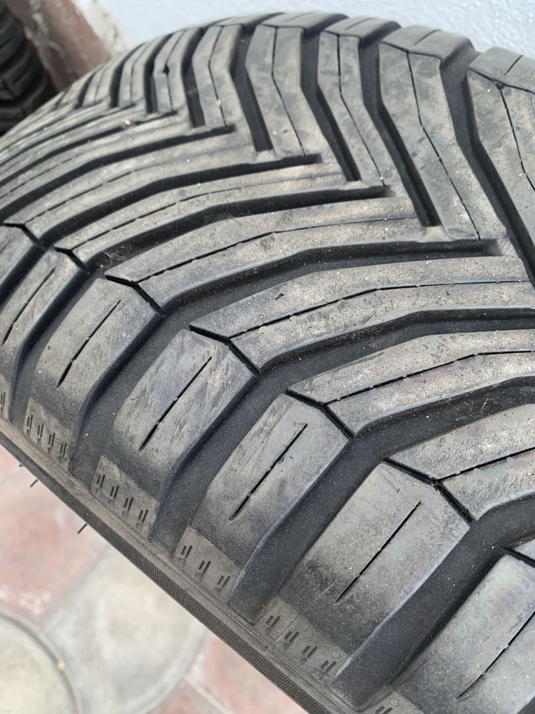 225 50 18 michelin cross climate suv