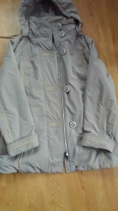 Куртка жіноча осінь-весна розмір 52-54