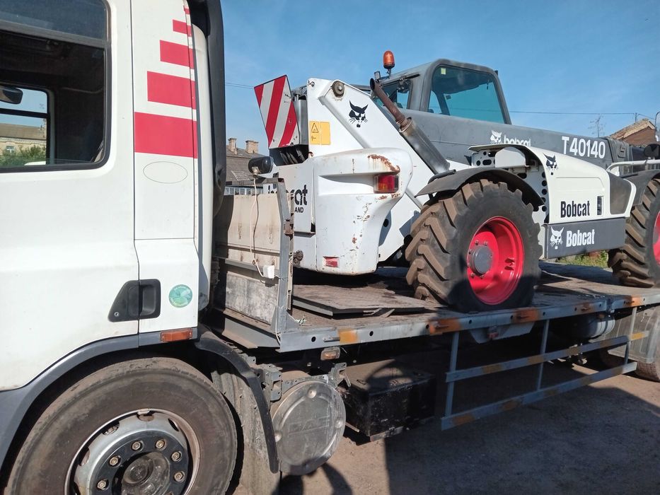 Евакуатор лавета автовоз послуги з перевезення вантажів евакуація авто