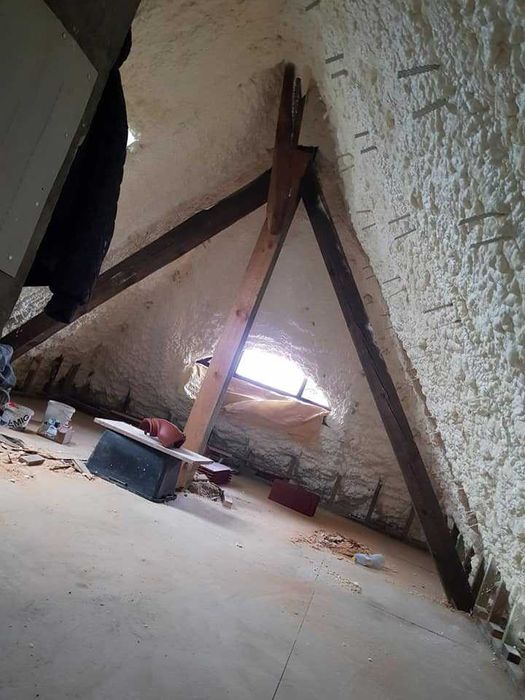 Ocieplanie Ocieplenie Izolacja dachu poddasza ścian pianka piana PUR