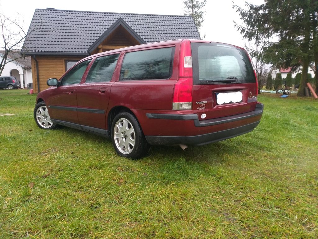 Volvo 2,4 benzyna 170 ps manual