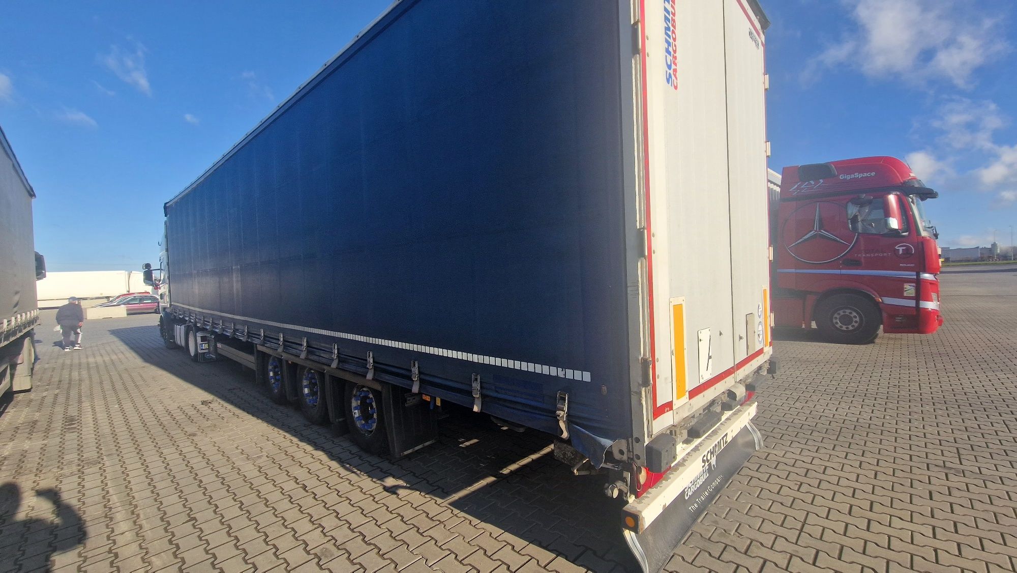 Naczepa schmitz mega  2013
