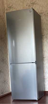 Bosch KGN36VL326 холодильник з нижньою морозильною камер
