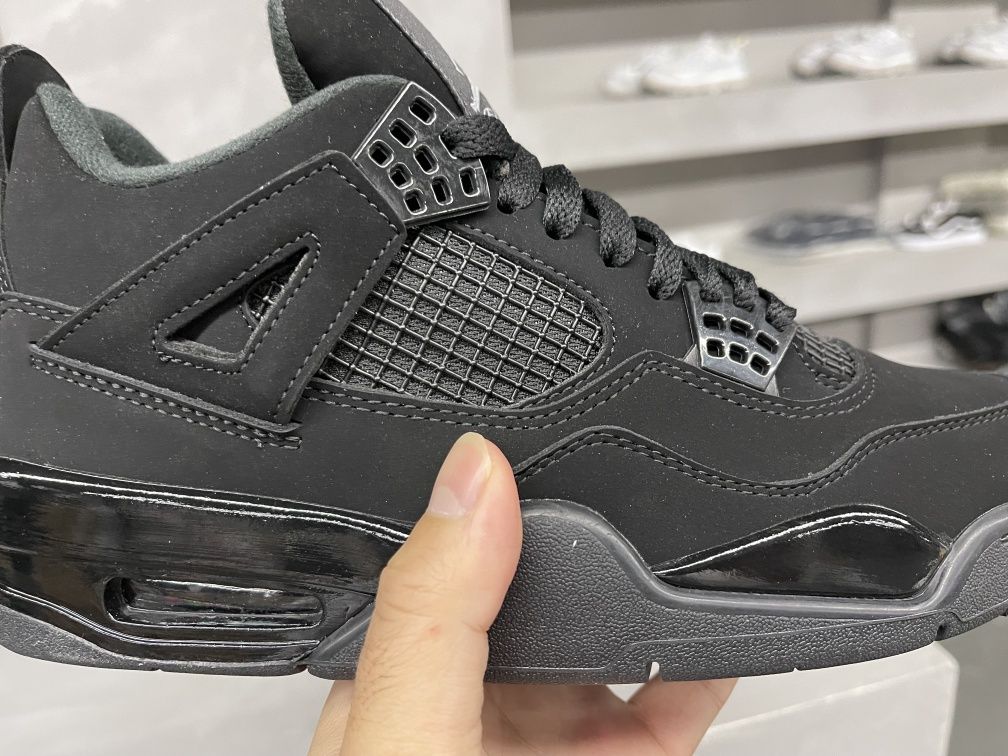 Кроссовки Nike Jordan 4 RETRO