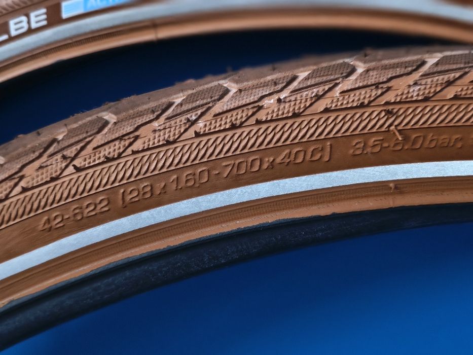 SCHWALBE Opony 28 + dętki. Możliwa wysyłka.