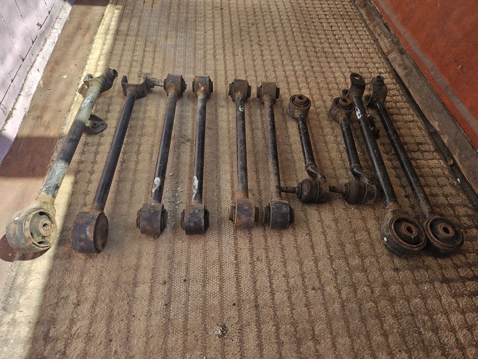 Продам важелі багатоважільної задньої підвіски на Honda Accord 7 2003-