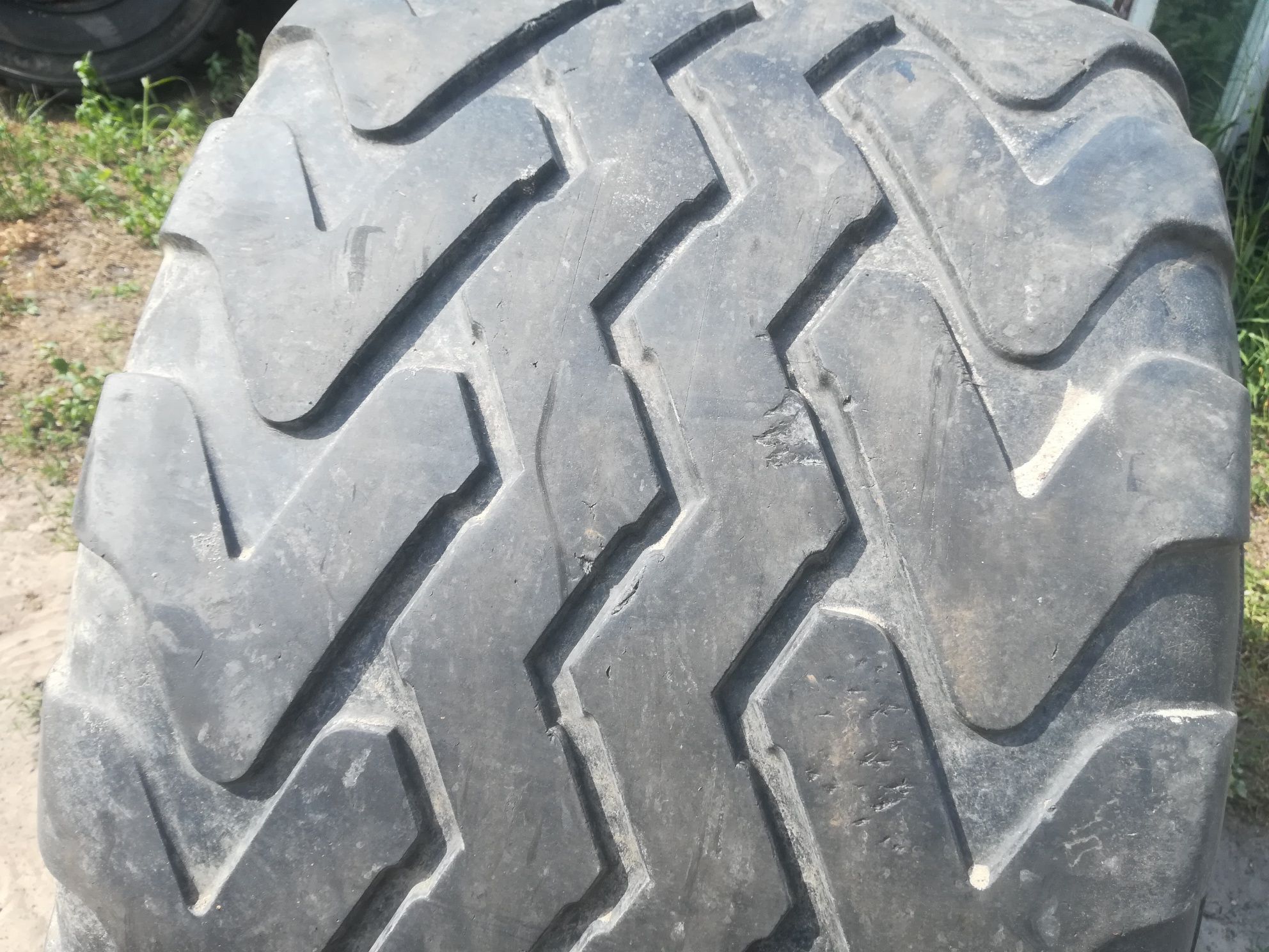 Opona 620/50r22. 5