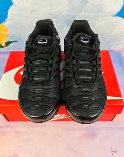 Buty meskie Mokasyny Nike_Max_TN_Plus_Black R.45