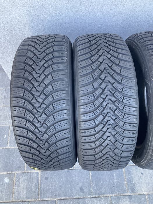 Opony zimowe 205/55/17 Falken