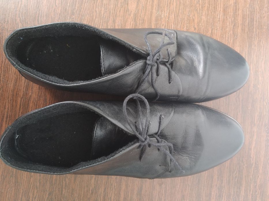 Шкіряні черевики (жіночі) 39 розмір