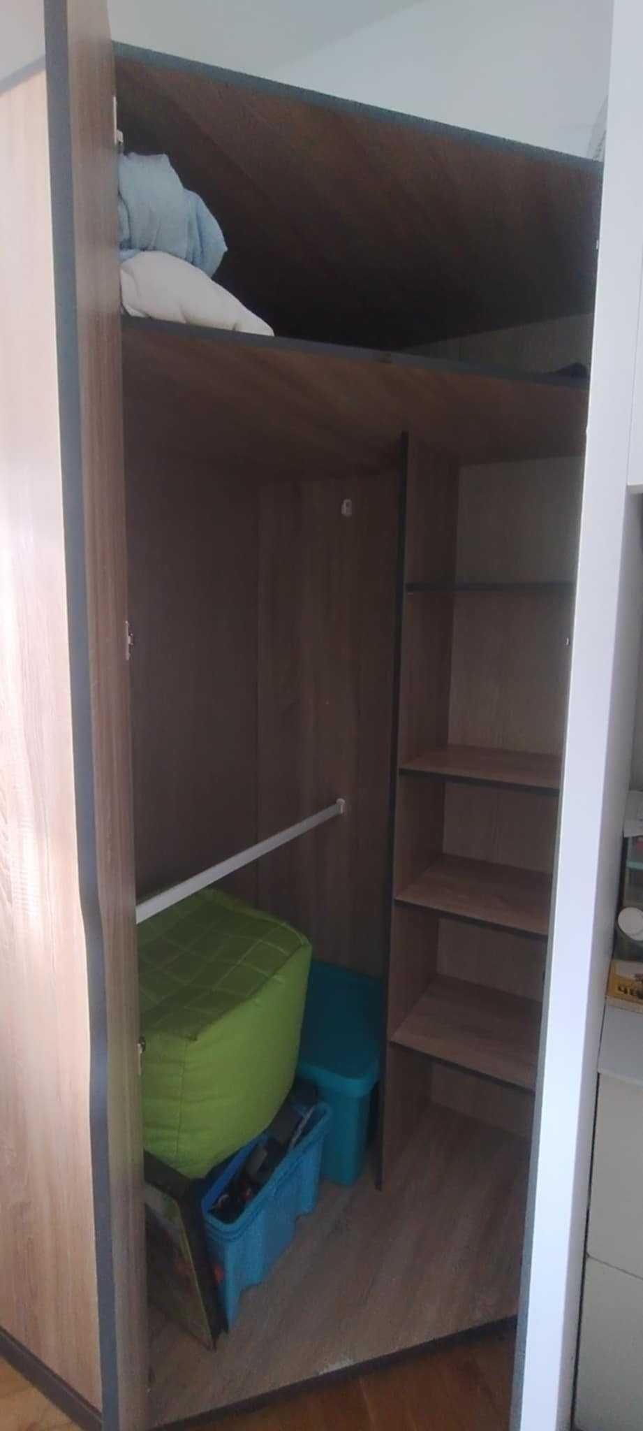 Zestaw mebli młodzieżowych, stan dobry