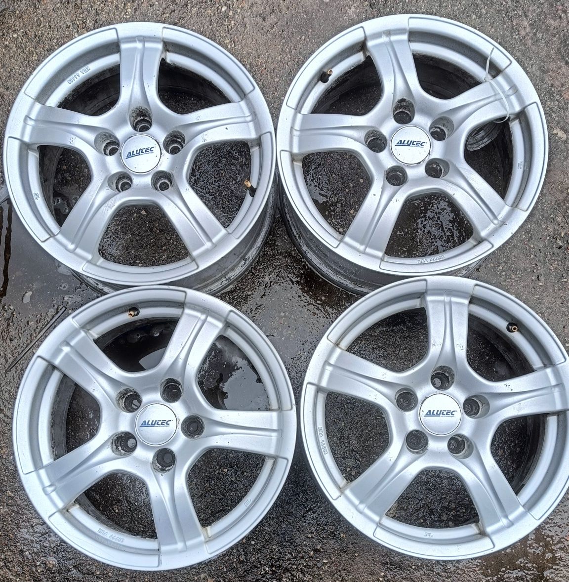 [531] Felgi Alu Alutec 5x108x16 Volvo,Mondeo,Focus, Peugeot