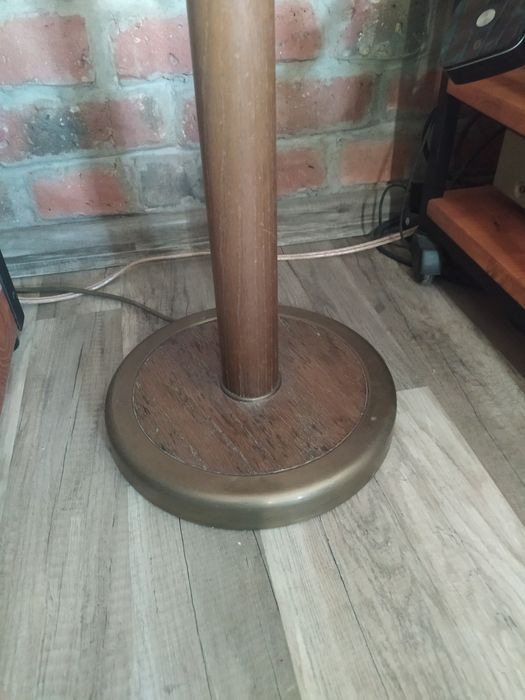 Stojąca lampa,drewno