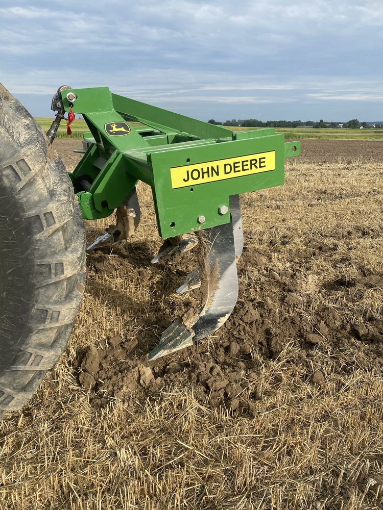 Pług dlutowy głębosz spulchniacz wyorywacz sadzonek john deere