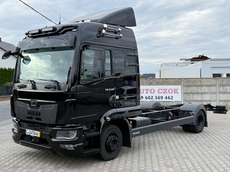 MAN Tgl 8.220  Man Tgl 8.220