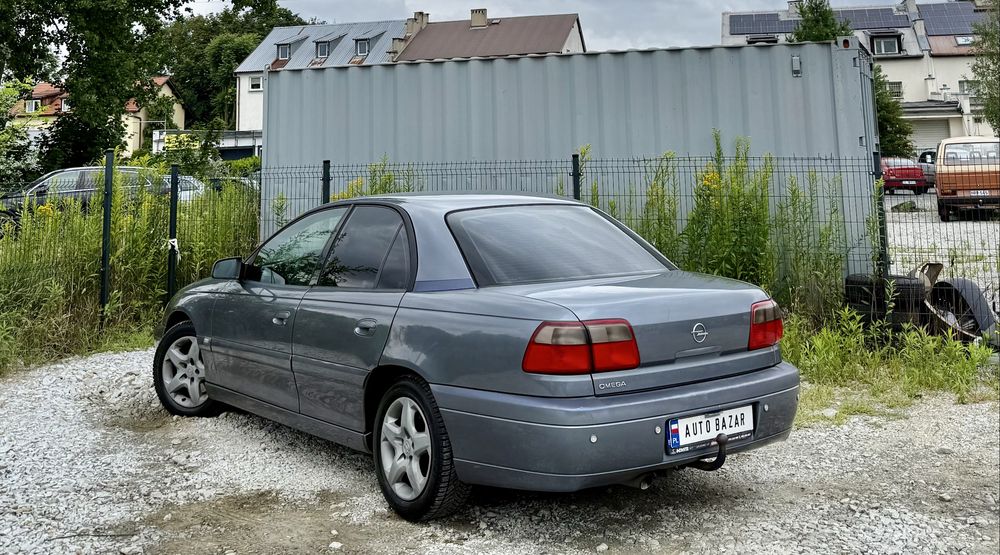 Opel Omega 2.2 * Automat * LPG * Lift * Klima * 2004 * Hak * Alu