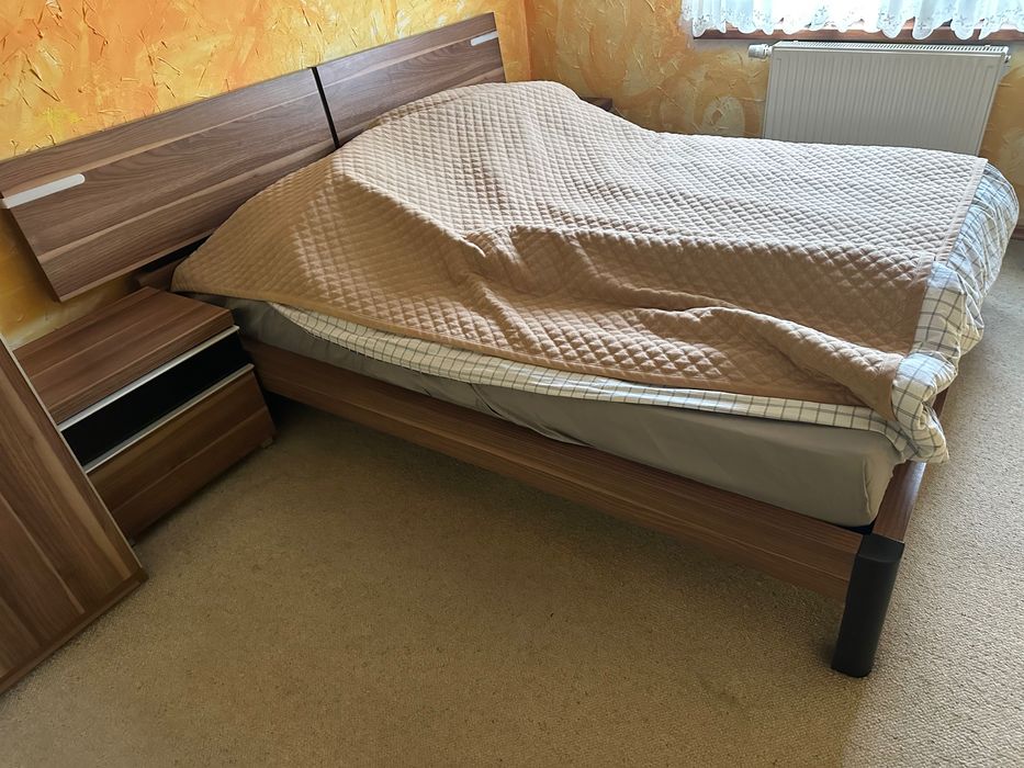 Używane meble do sypialni
