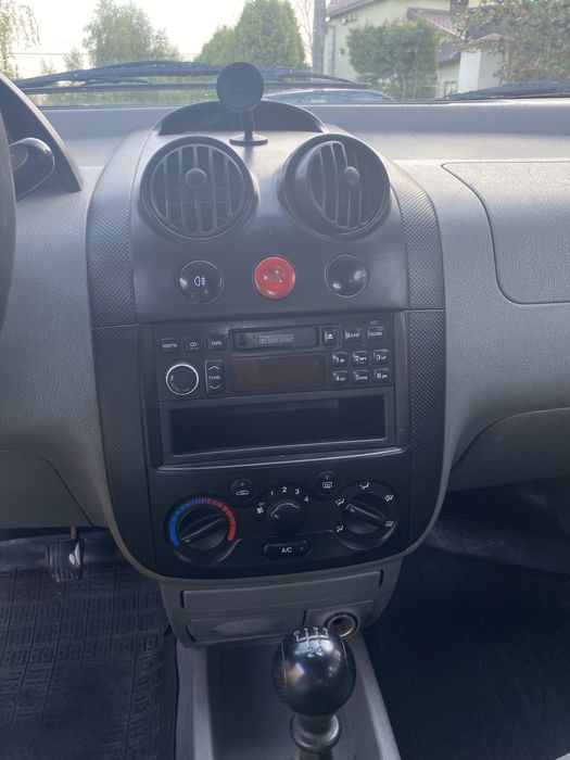 Chevrolet Aveo 2005 1.5 бензин