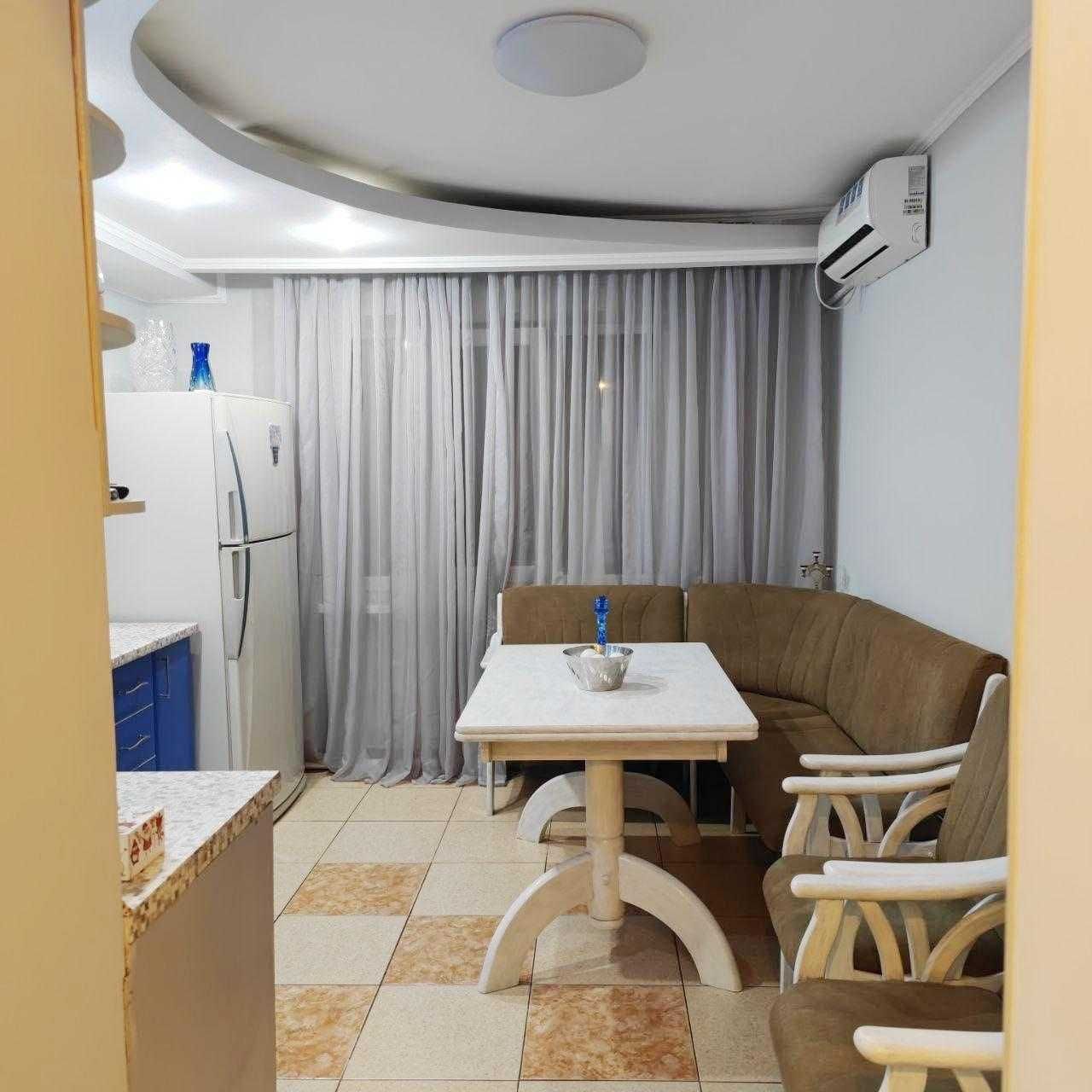 Продам 2-к кв-ру с ремонтом, 63 кв.м, на Промышленной (3-004-405 ОФ)