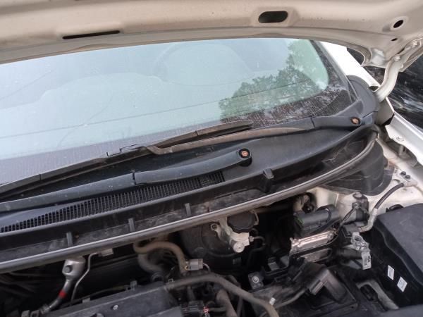 Haste / braço de escova limpa vidros frente esquerda HYUNDAI i30 (GD)