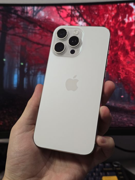 iPhone 16 Pro Max 256Gb White Titanium Neverlock