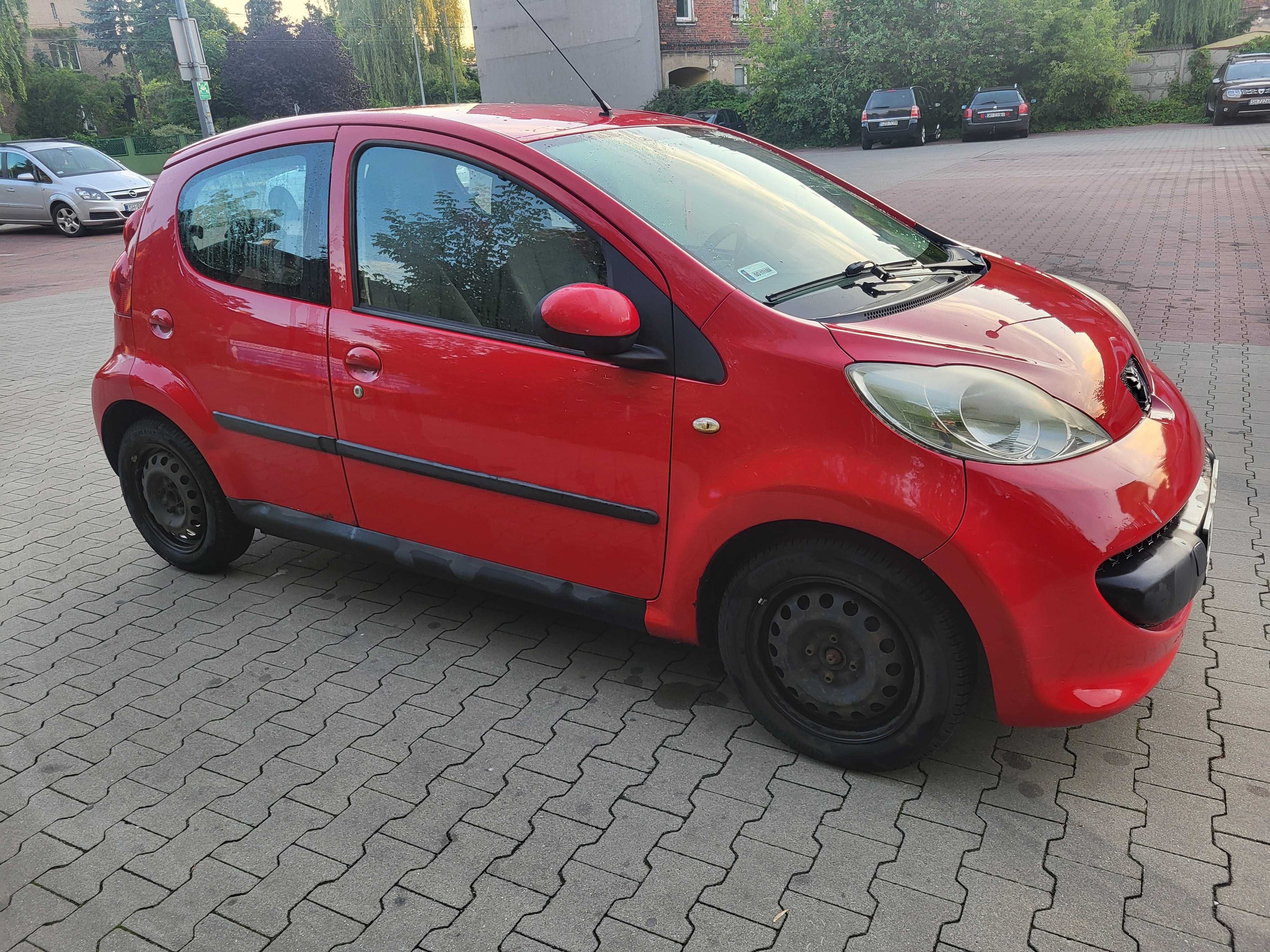 Peugeot 107 , C1 , Aygo,
