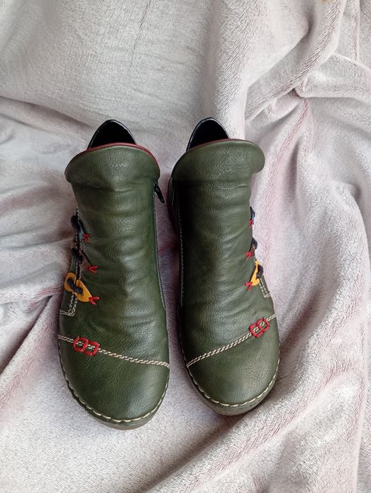 Sprzedam botki Rieker 37