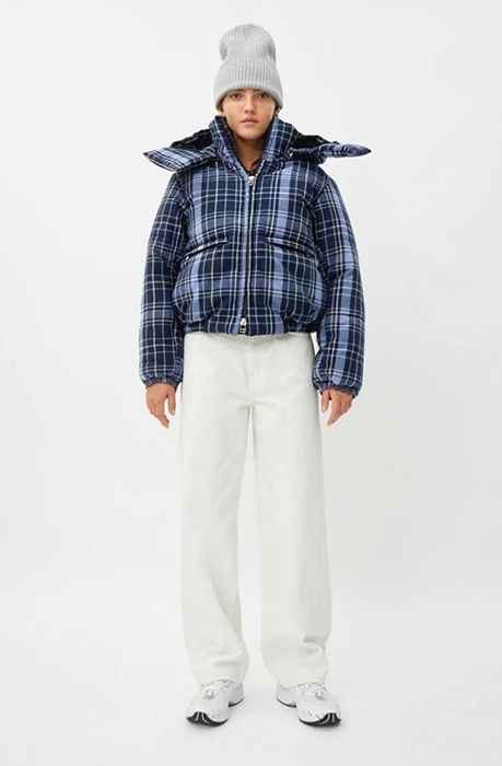 Теплий пуховик Weekday