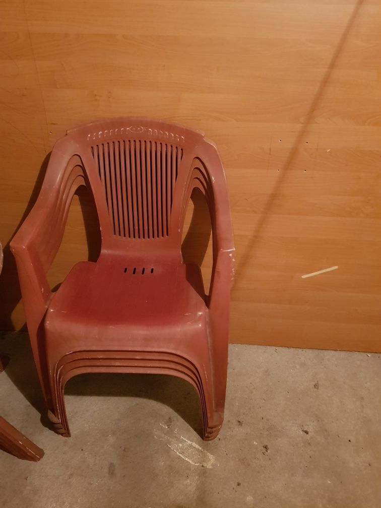 Stolik i 4 krzesla