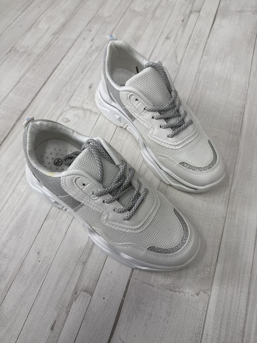 Sneakersy damskie sportowe białe r.39