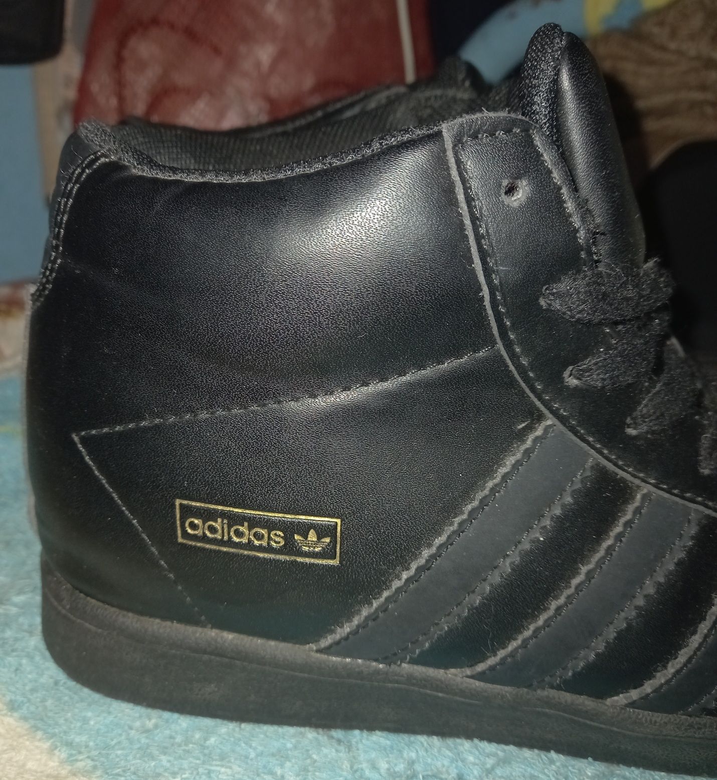 Кроссовки зимние Adidas на меху для девочки,девушки 37-38 р.Германия