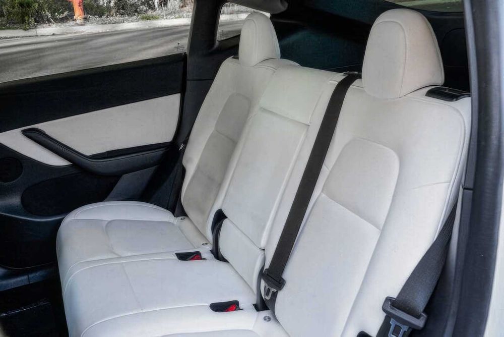 Tesla Model Y Performance      2022