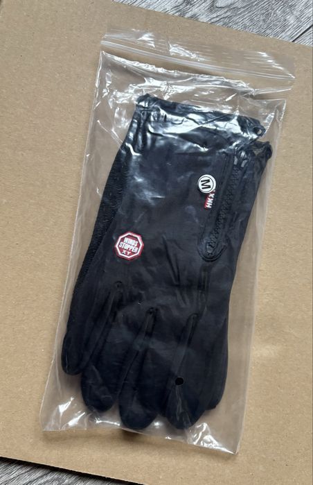 Rekawiczki ciepłe antypoślizgowe wiatroszczelne z ekranem dotykowym