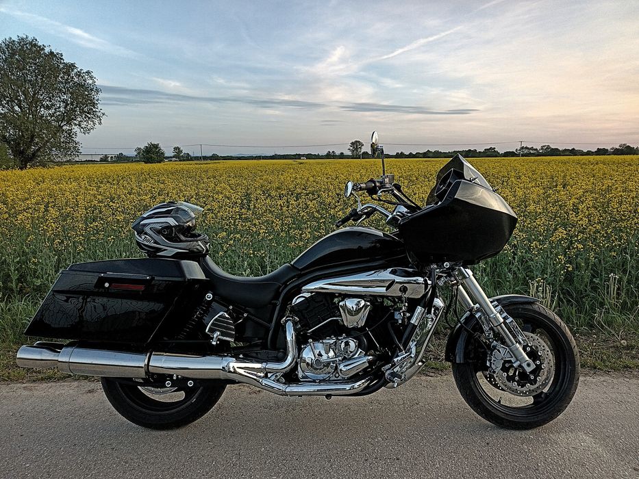 Hyosung gv650 Bagger Touring Harley Road glide Custom ZAMIANA