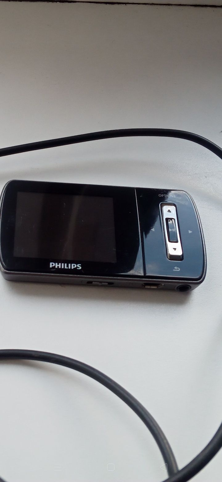 Philips GoGear Ariaz 4Gb ładna mp3 mp4 z kablem