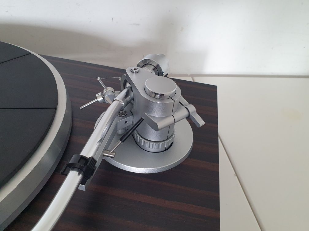 Yamaha YP-D9 , SAEC ULM-2 , Shure v-15 , gramofon