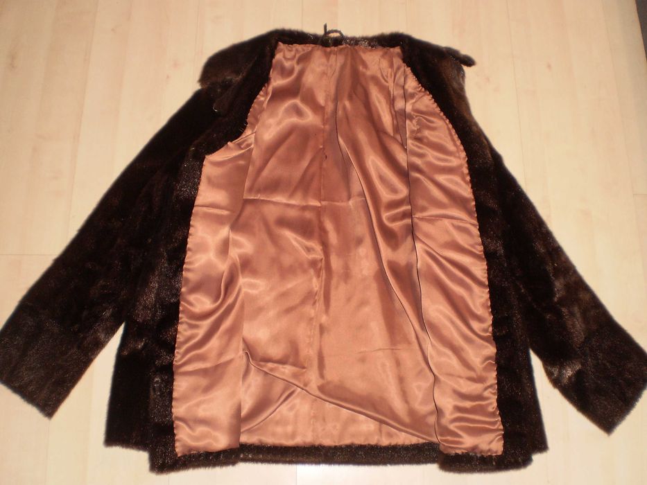 Futerko naturalne, prawdopodobnie z NUTRII