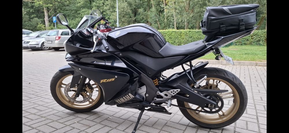 Yamaha yzf r125 motocykl