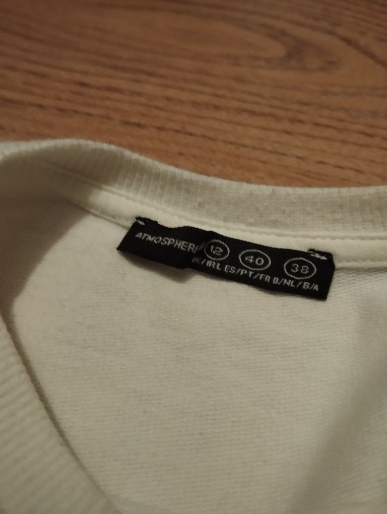 Jak nowa biała bluza z nadrukiem  Atmosphere r. 38 bdb. stan