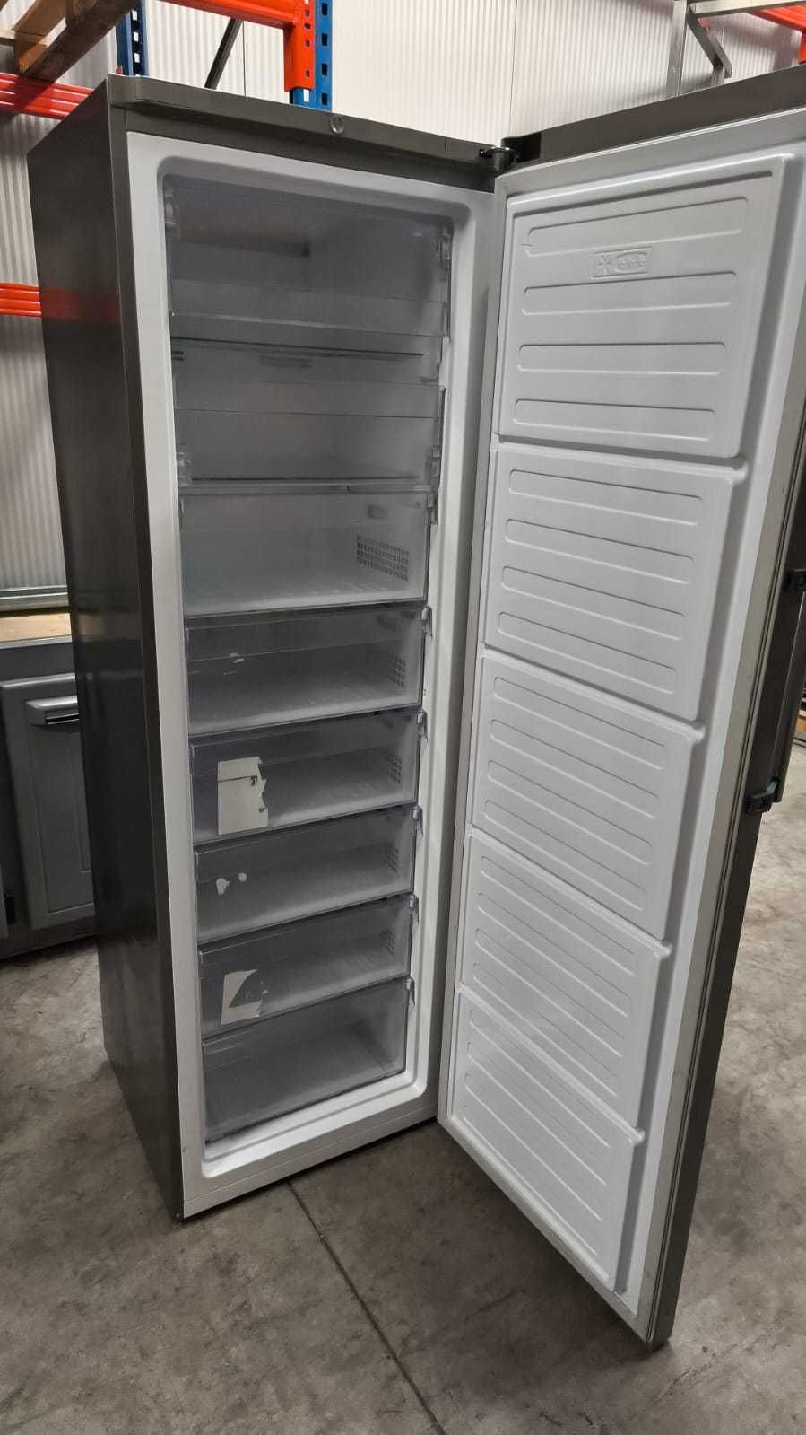 Arca congeladora vertical com 8 gavetas