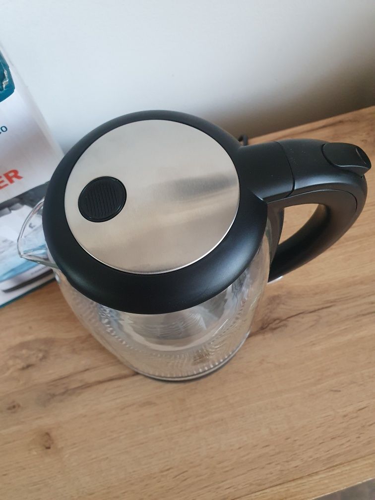 Czajnik elektryczny szklany Cosori 1,7 l, 2200W