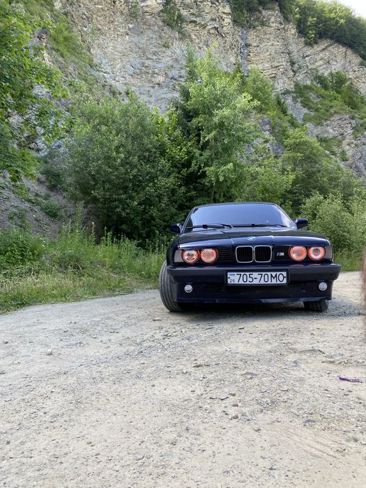 Продам bnw e34 524