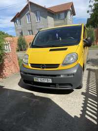 Opel vivaro 2004