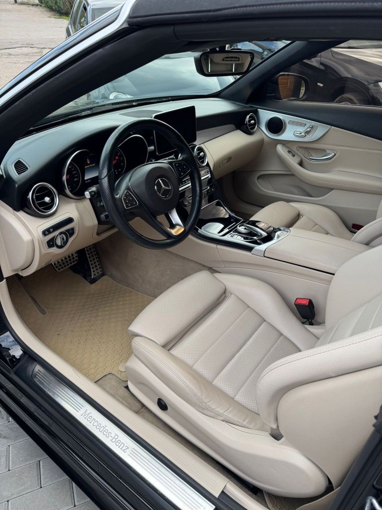 PIĘKNY Mercedes Kabriolet AMG
