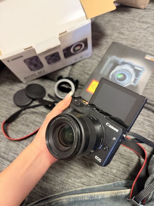 Фотоапарат Canon eos m3