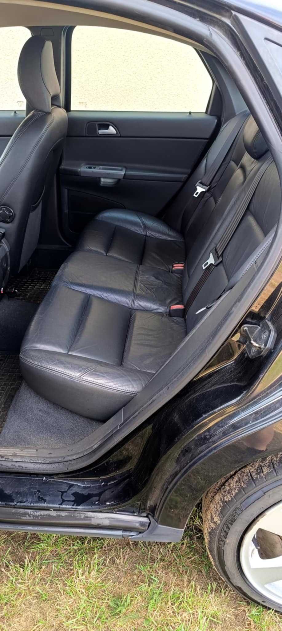 Volvo S40 2.0 2010r